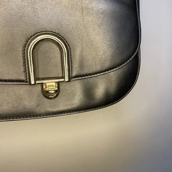 Michael Kors Purse - Picture 2 of 4